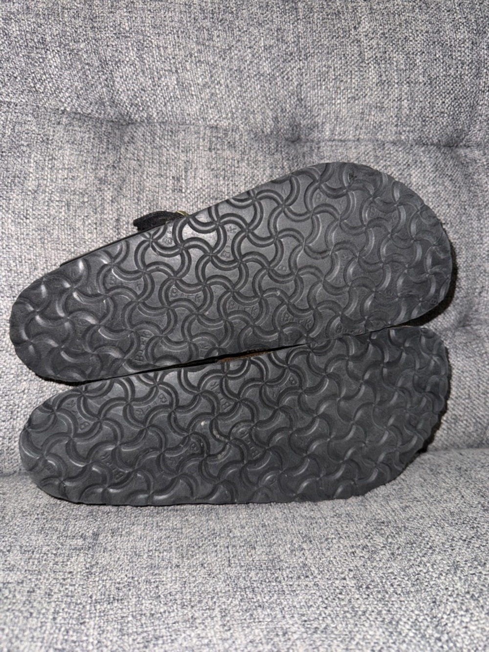 Birkenstock Gizeh sandals black glittery "Magic Snake" snake-skin pattern - Picture 7 of 10
